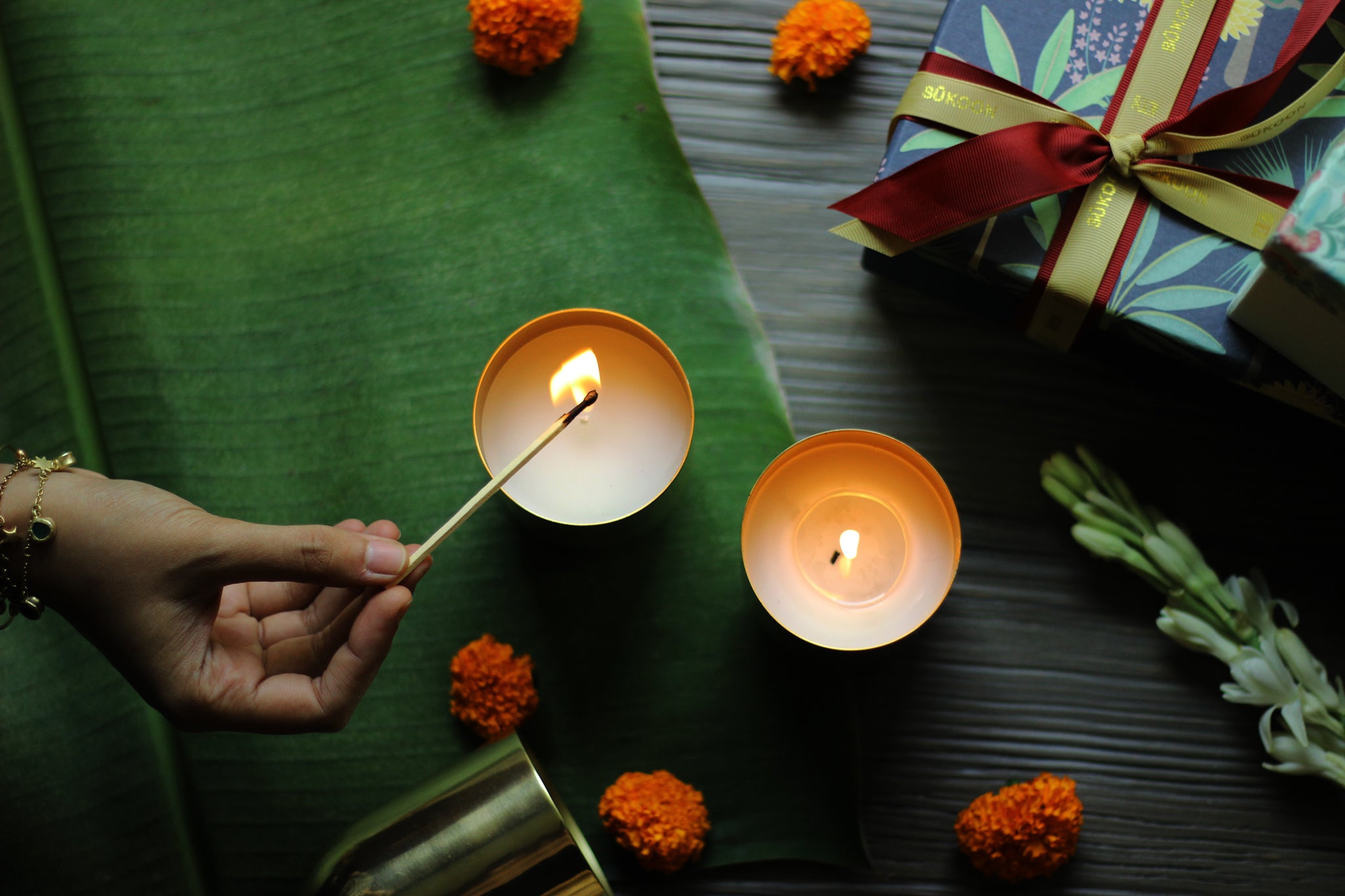 Set of 2 Alama Candles - Floral Oud