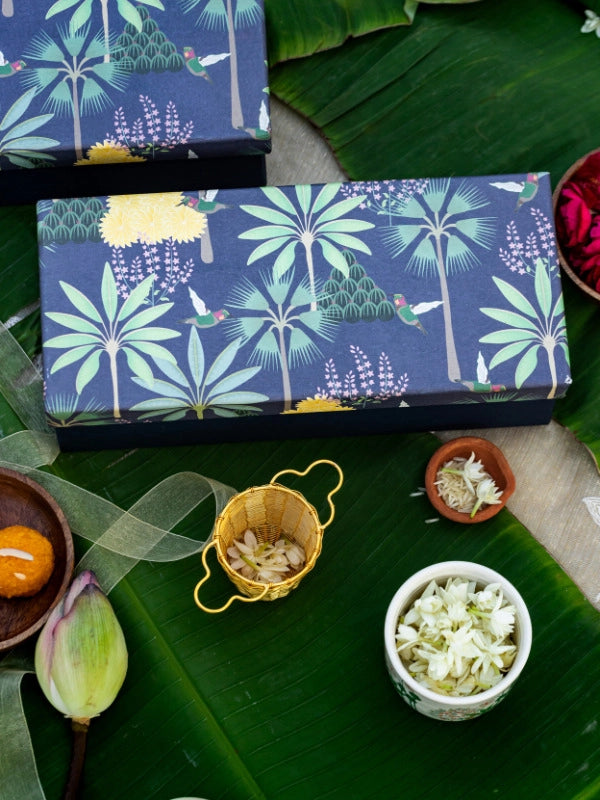 Set of 2 Teas & Candle