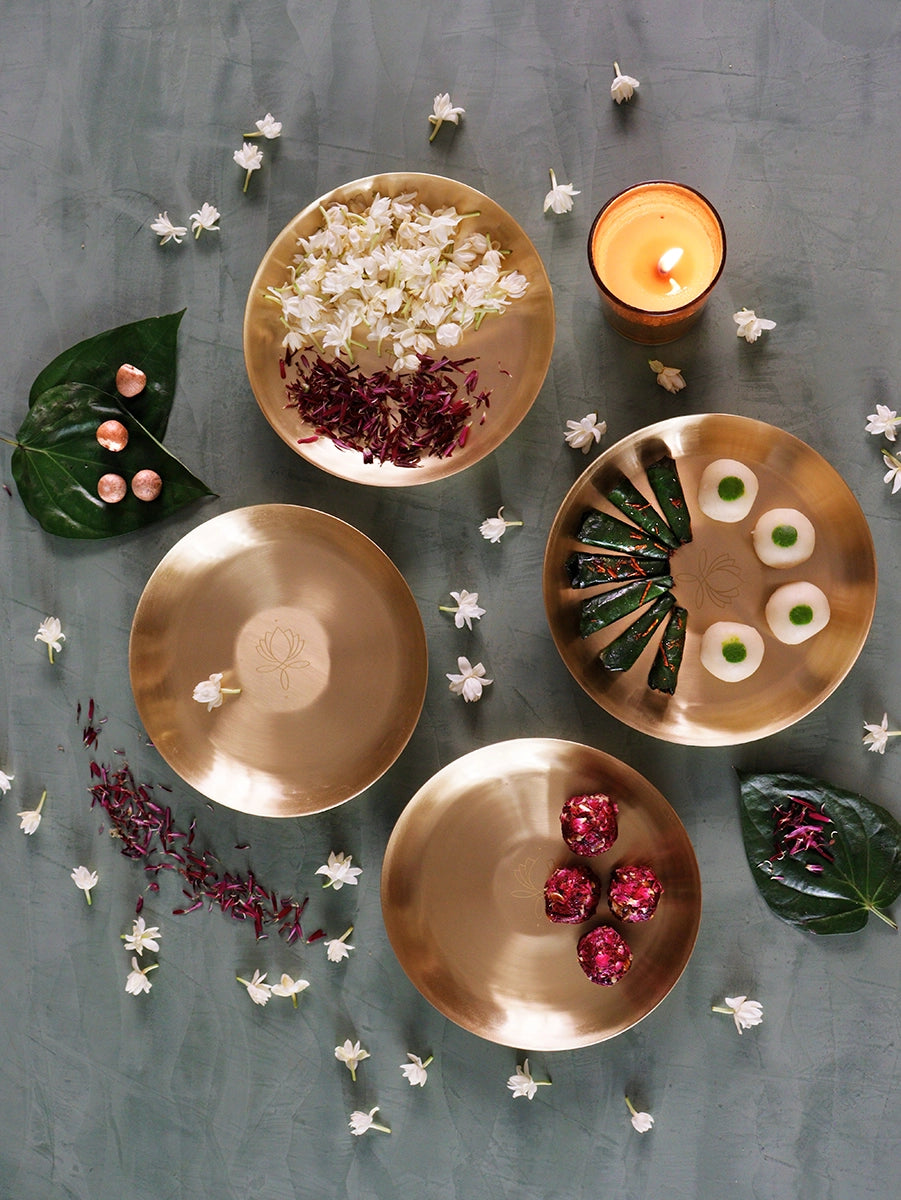 Set of 2 - Brass Plates