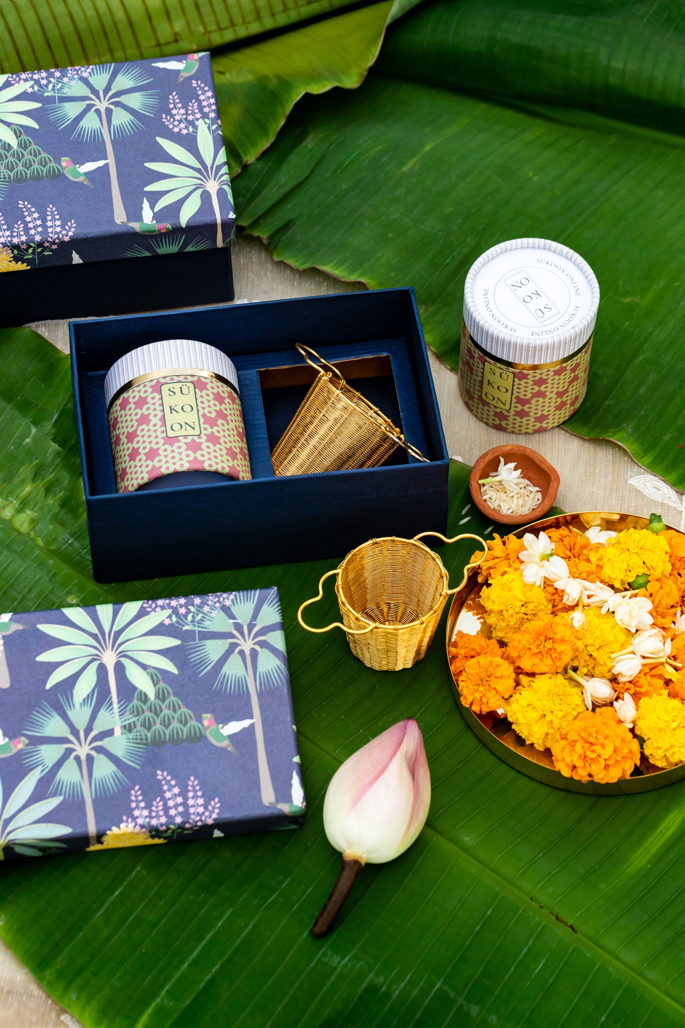 Set of Tea & Strainer